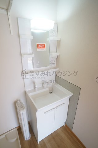 大塚様戸建貸家Ⅱの洗面所