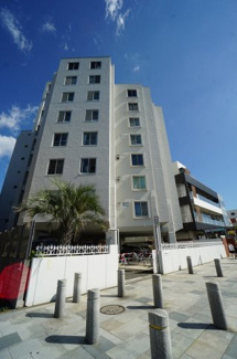 【外観】 | 片瀬東映マンション | 人気の江の島エリア、ペットと暮らせるマンションです