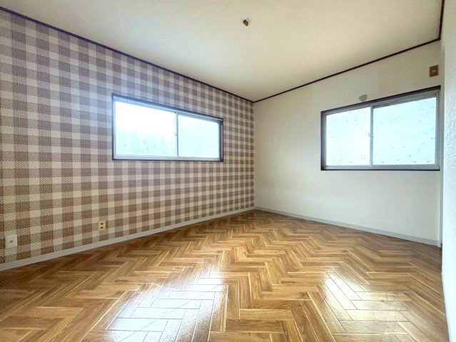RH錦町の洋室