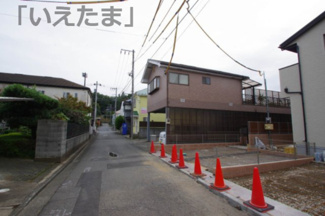 【前面道路含む現地写真】 | 【仲介手数料無料！！】八王子市上柚木　新築戸建て（全2棟）1号棟　5280万円