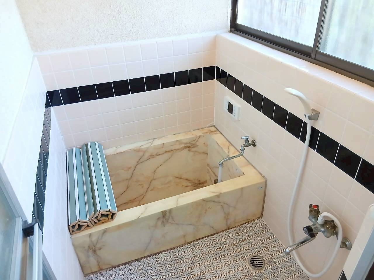 松山1804-253貸家の浴室|コンパクトで使いやすいお風呂です