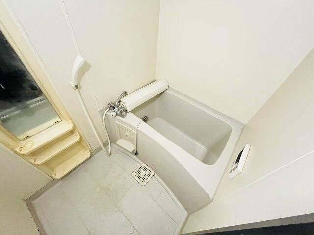 川崎市多摩区宿河原２丁目の賃貸マンションの浴室