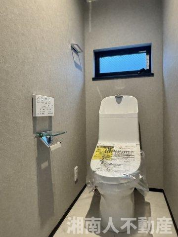 鎌倉市岩瀬１４５３新築戸建てのトイレ|コンパクトで使いやすいトイレです