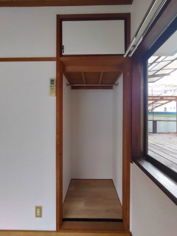 サンライズ一の井出の収納|洋室4.5帖　物入