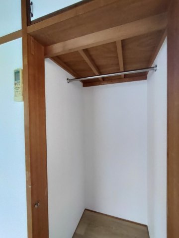 サンライズ一の井出の収納|洋室4.5帖　物入