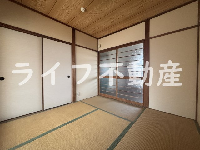 西田マンションの寝室|使い勝手のいい寝室です