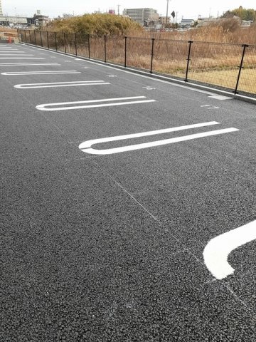 グレイスの駐車場