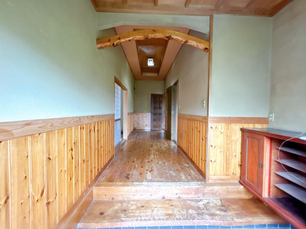 ひたちなか市平磯遠原町　中古戸建の玄関