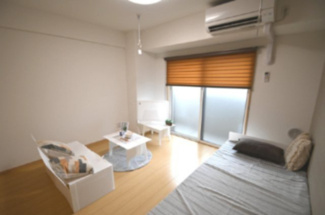 【居間・リビング】 | IRMS Ⅲ | 現況優先。家具付きではありません。