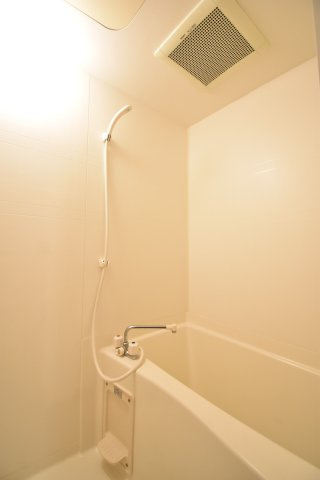 イセハイツの浴室