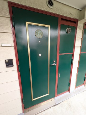 シーマープラザの玄関