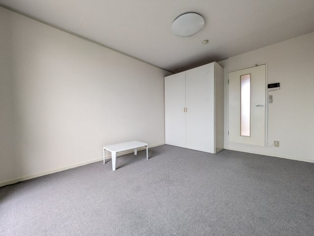 シーマープラザの洋室