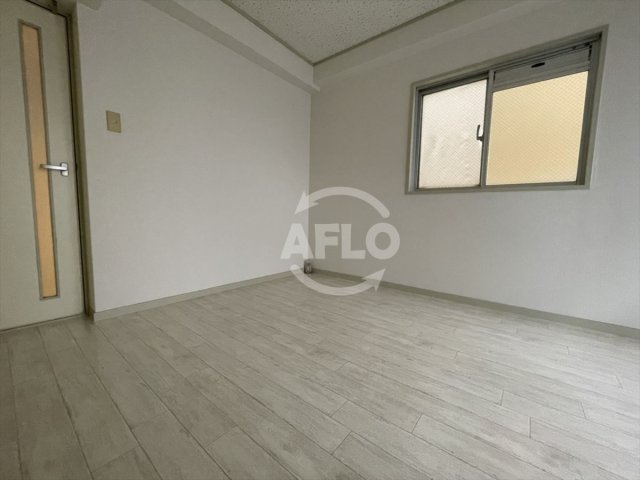 サンビラ大手前の洋室|サンビラ大手前　洋室