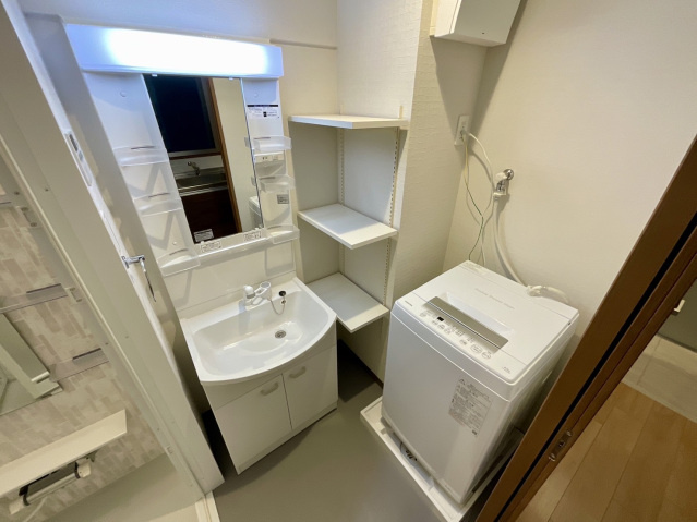 広島市中区銀山町の賃貸マンションのバルコニー