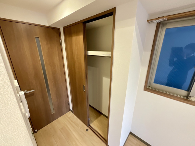 広島市中区銀山町の賃貸マンションの収納