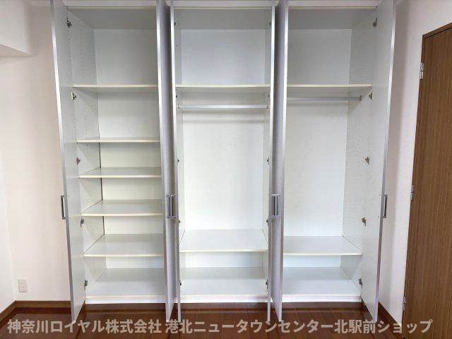 ※バルコニー側洋室