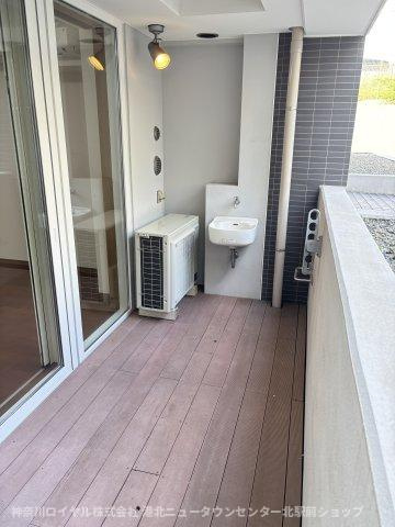 【バルコニー】