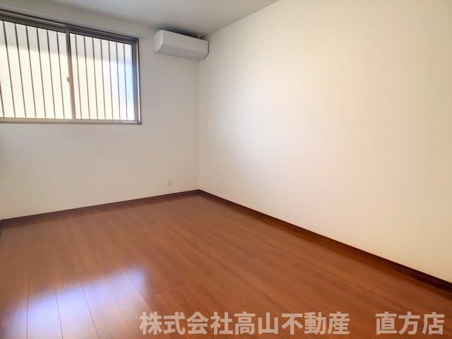 セレーナ直方A棟の居間・リビング