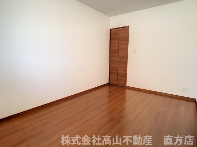 セレーナ直方A棟の居間・リビング