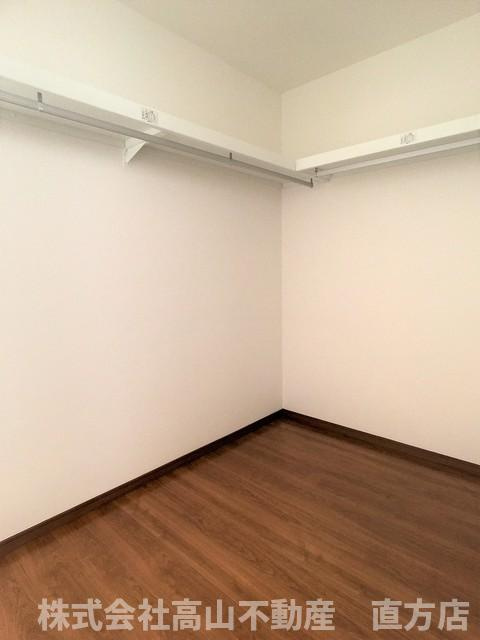 セレーナ直方A棟の収納