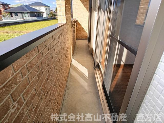 セレーナ直方A棟のバルコニー