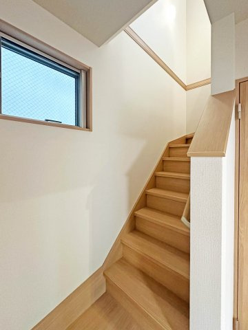 氷室町借家の内装|階段