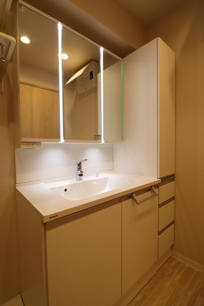 ナポレ久留米けやき通りの独立洗面台