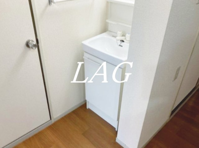 【独立洗面台】 | トリヴァンベール武蔵野 | 独立洗面台です。