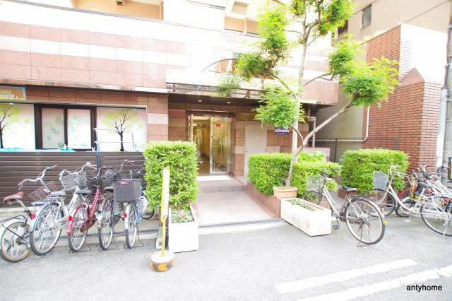 ジョリーフローラ　仲介手数料無料の駐車場