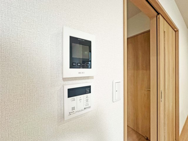 氷室町借家のセキュリティ|モニター付きインターフォン