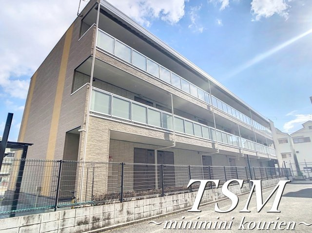 リブリ・ミストラルの外観