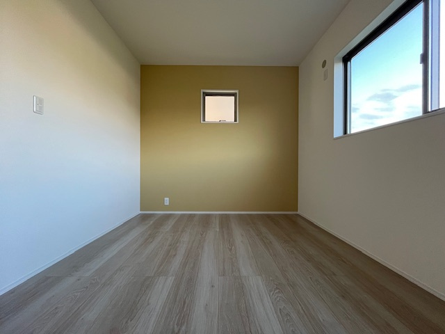 市町戸建ての洋室