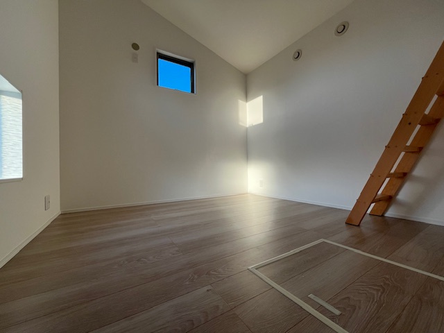 市町戸建ての洋室