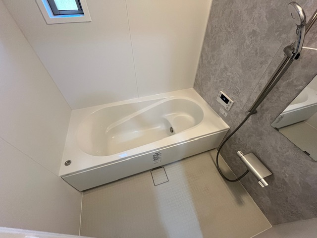 市町戸建ての浴室