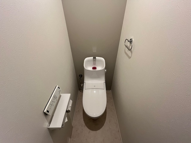 市町戸建てのトイレ