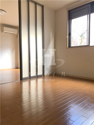 【居間・リビング】 | パステル・コートⅡ | ゆったり過ごせるリビングです