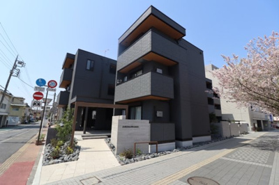 【外観】 | Ｄ-ＲＯＹＡＬ中央 ＥＡＳＴ | 外観