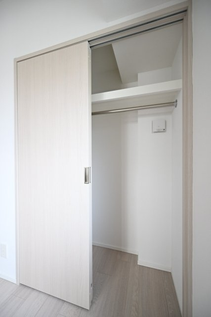 サンウッドフラッツ新宿四谷三丁目の収納|（洋室2）