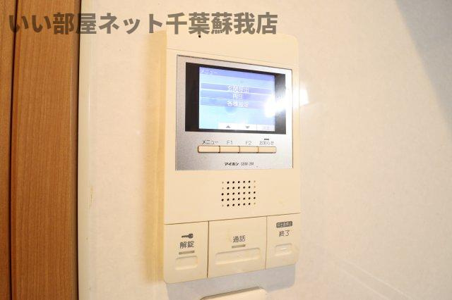 AQUE11のセキュリティ|TVモニターホン付きでセキュリティ面も安心！