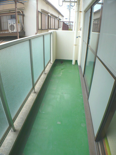 ハイツOGIのバルコニー