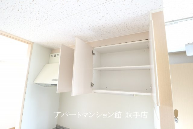 レオパレスグリーンハイツAの収納