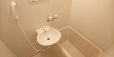 【浴室】 | レオパレスＳＨＩＢＡＴＡⅢ | 日々の暮らしに欠かせないお風呂です