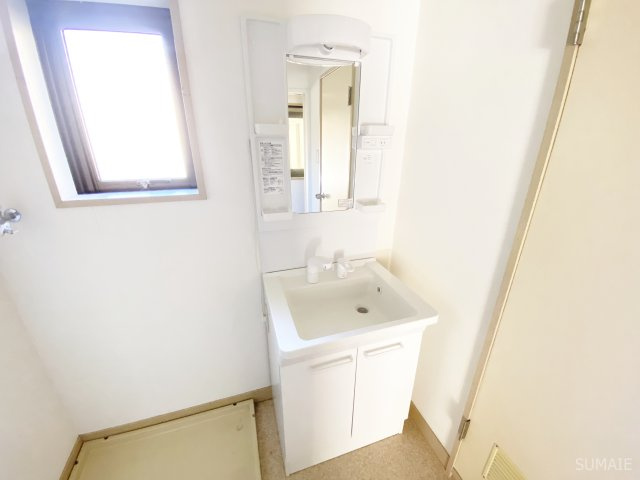 土呂ラポールレジデンスの洗面所|人気の独立洗面台！