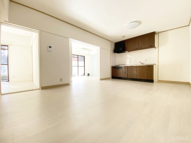 土呂ラポールレジデンスの居間・リビング|18帖のLDK☆