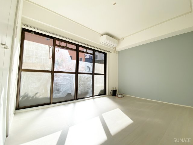 土呂ラポールレジデンスの居間・リビング|爽やかな内装です！