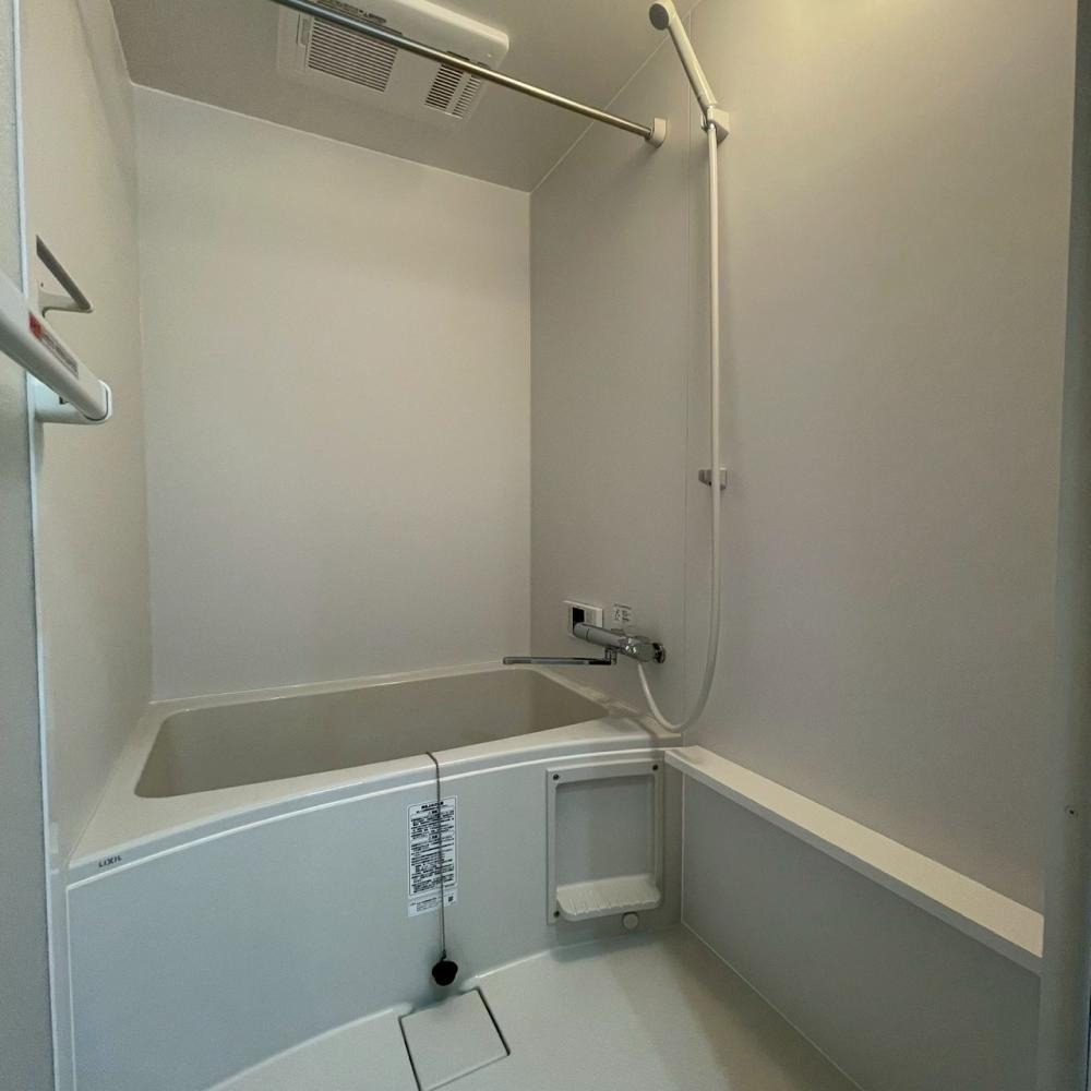 YOSHITOMI BASEの浴室