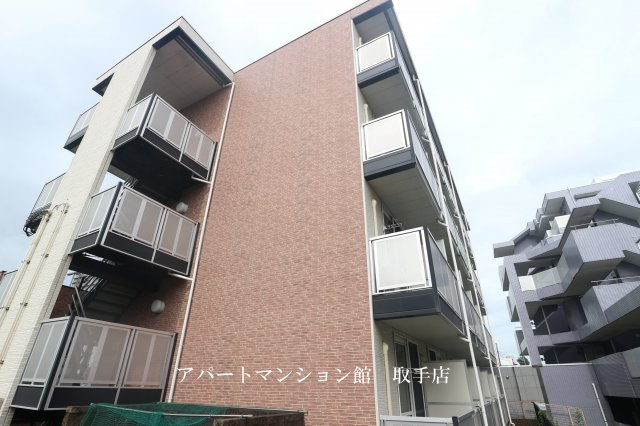 レオパレスSILKの外観