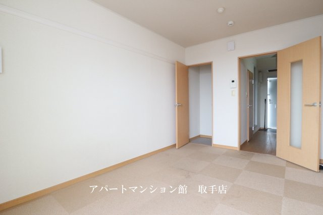 レオパレスSILKの居間・リビング