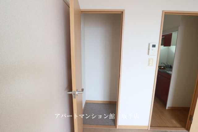 レオパレスSILKの収納