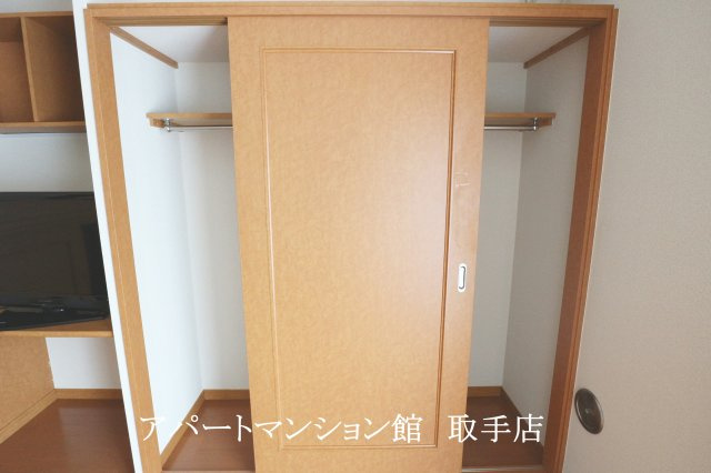 レオパレスレイクサイドの収納|画像7